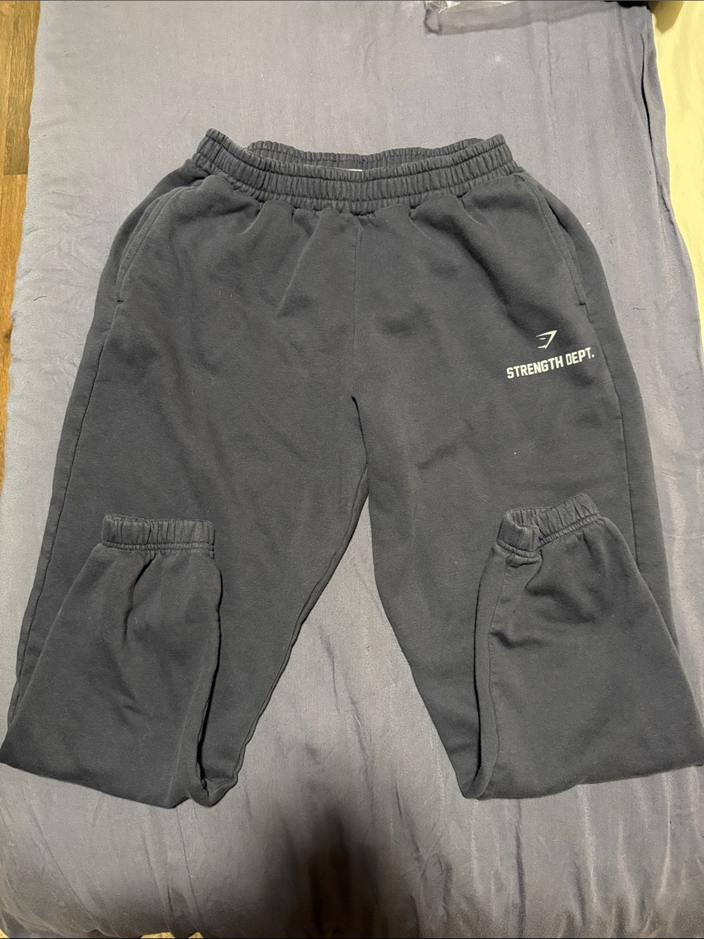 Gymshark Navy Blue Strength Dept. Joggers oversized.